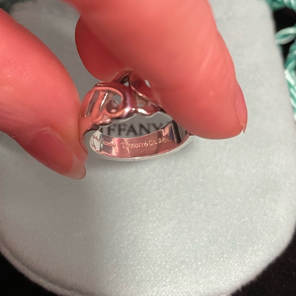 Tiffany & Co Paloma Picasso Triple Loving Heart Ring Size 5.5 - Picture 8 of 13